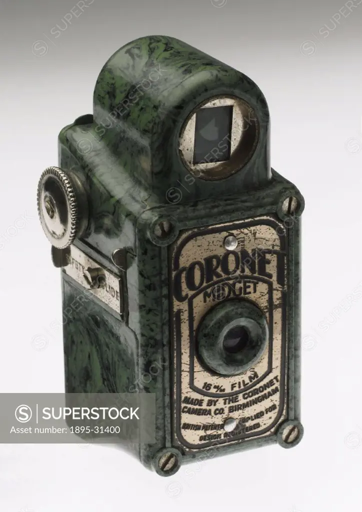 Coronet Midget, 1936.Camera for use with 16 mm film.