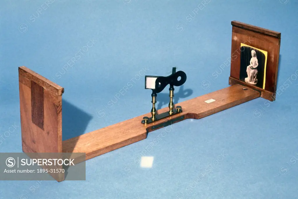 Stereoscope by Horne and Co, late 19th century.Charles Wheatstone demonstrated his stereoscope to the Royal Society in 1838 in order to create an appa...