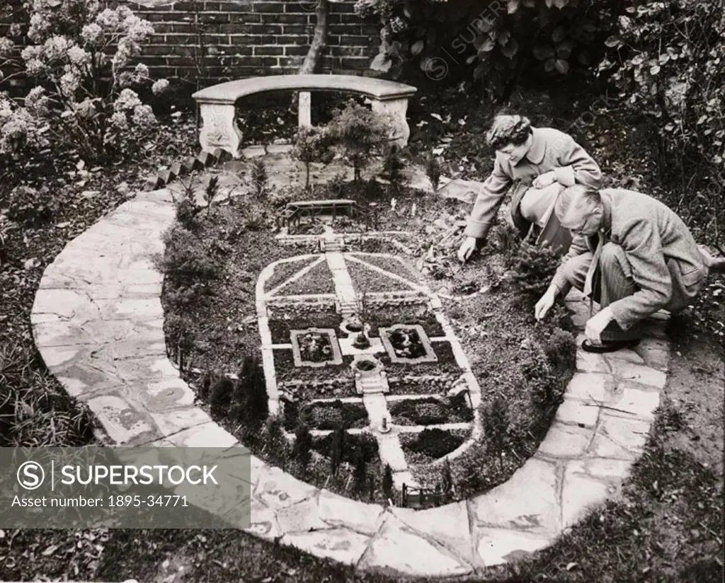 Mr and Mrs Grace of Kingsnorth Gardens, Folkestone, have made a model of Kingsnorth Gardens, one of Folkestone´s main beauty spots, which is just op...