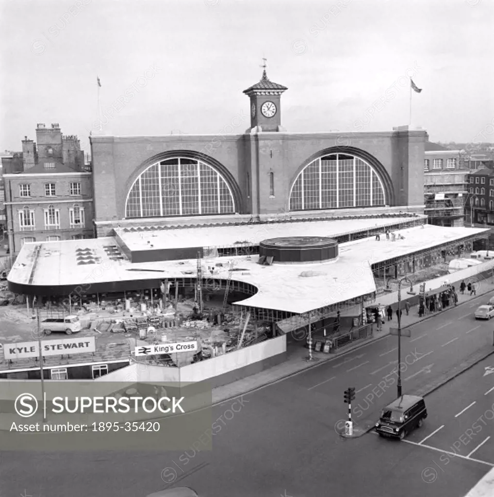 Outside King´s Cross station, 26 January 1973. The photograph shows the forecourt being rebuilt.  This station was built in 1850, designed by Lewis Cu...
