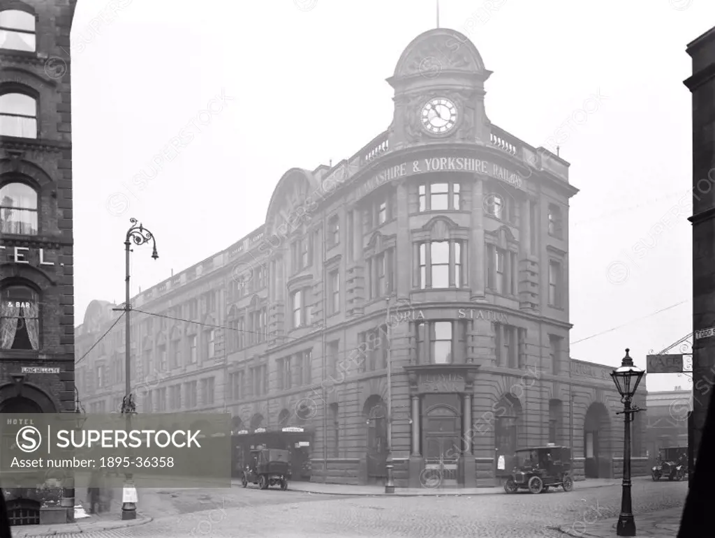 Approach to Manchester Victoria station, 20 November 1921.   This station was the headquarters of the Lancashire & Yorkshire Railway. It was built in ...