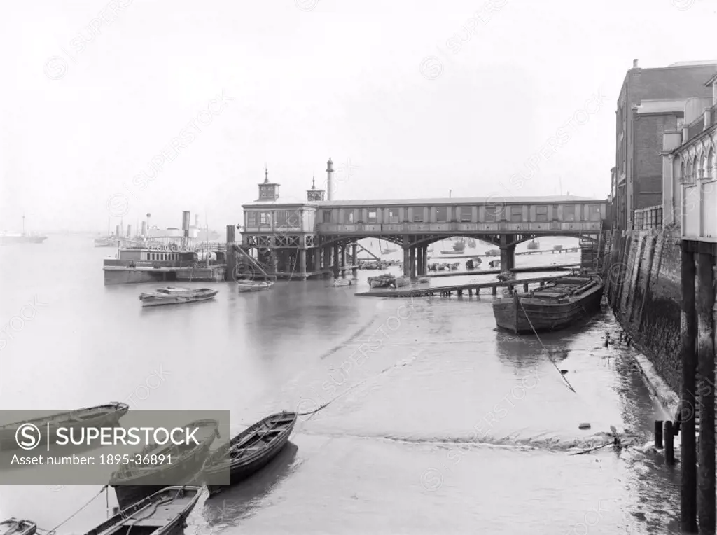 The passenger entrance to the ferries at Gravesend docks, Kent, February 1922. The docks were owned by the Midland Railway company.  Gravesend docks m...