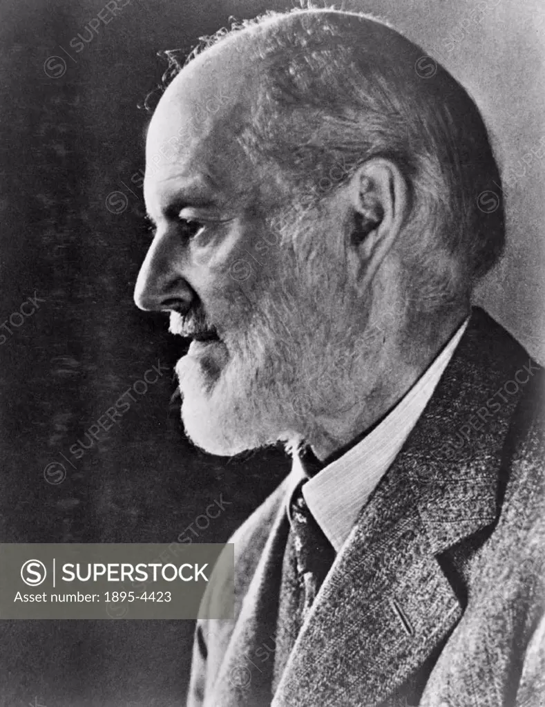 In 1884, after being apprenticed to the Great Northern Railway, Sir Henry Royce (1863-1933) founded the mechanical and electrical engineering firm Roy...