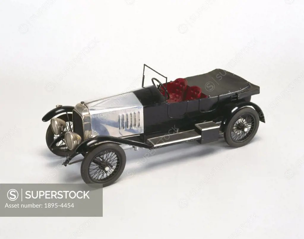 Scale model. This motor car was a pioneering high- performance sports car which was produced up to 1922. Designed by Laurence Pomeroy (1883-1941), it ...