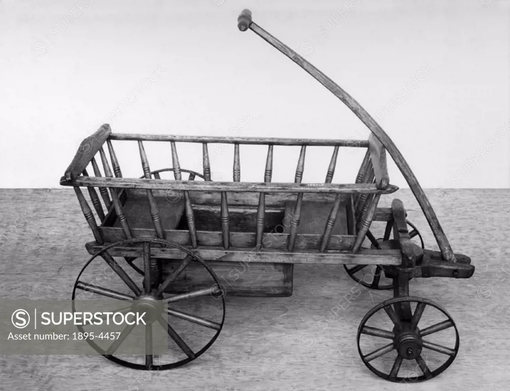 Early child´s carriage.