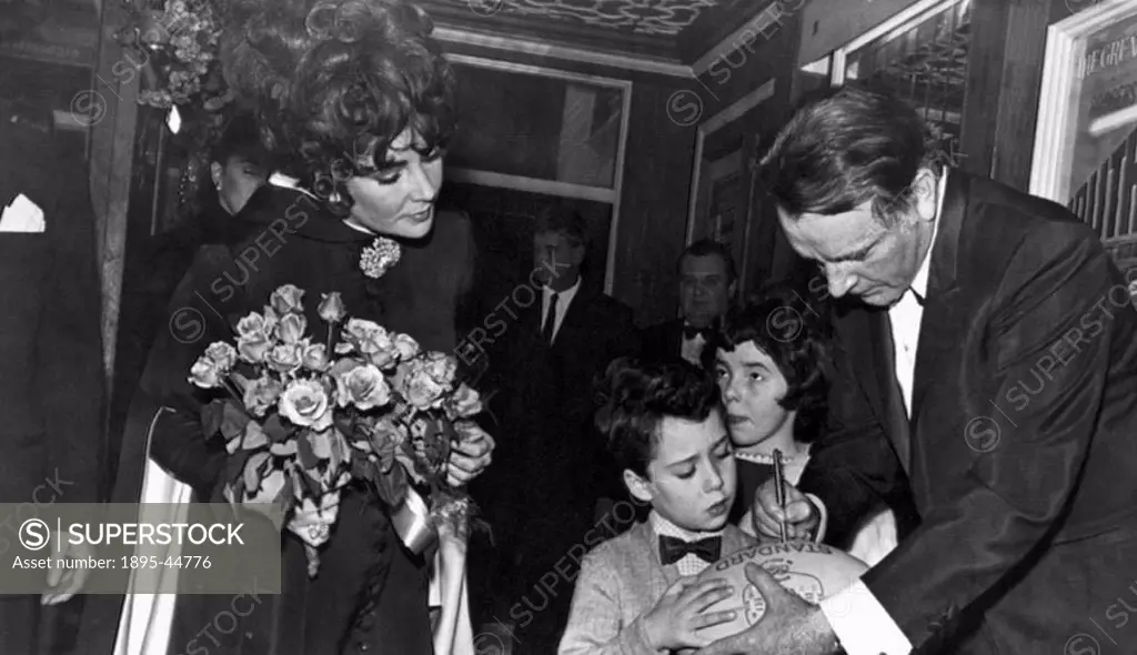 Elizabeth Taylor and Richard Burton, 3 March 1968.