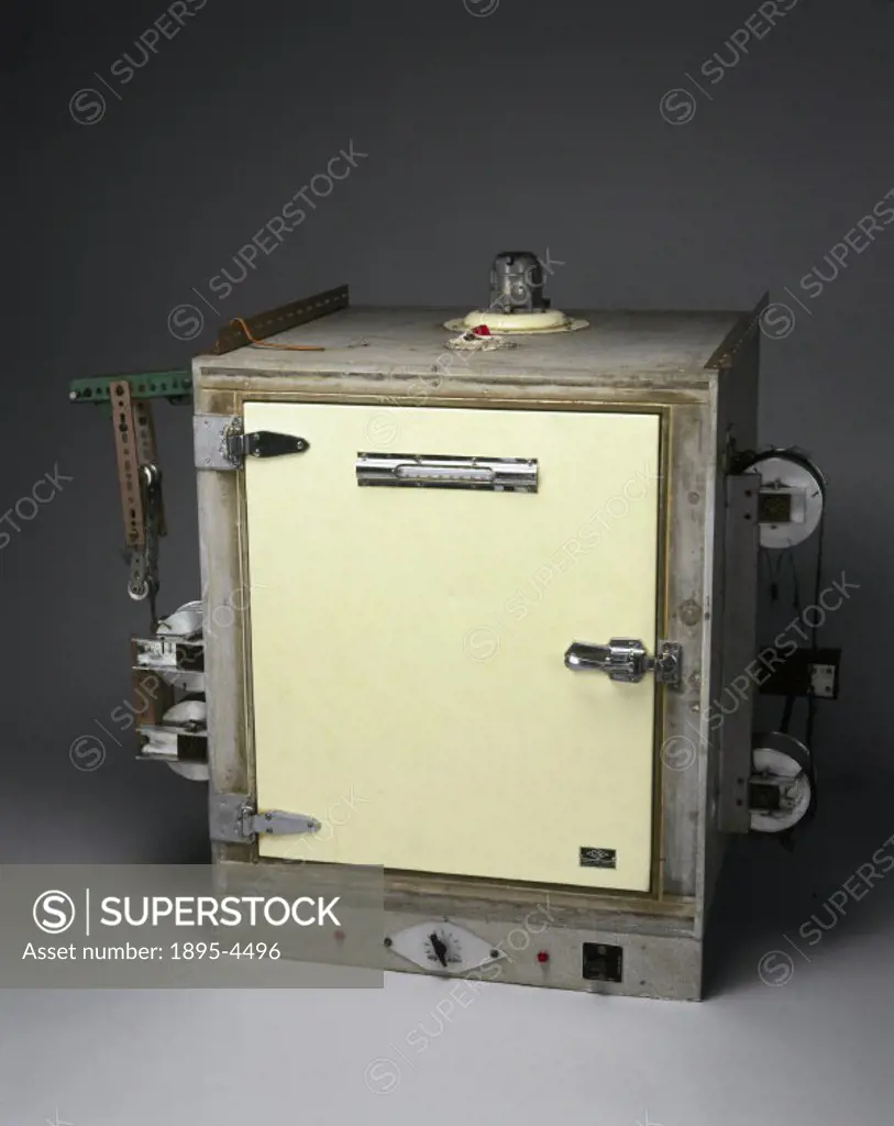 Oxidising oven used in the early development of carbon fibre at the Royal Aircraft Establishment (RAE), Farnborough, Hampshire. Carbon fibres were fir...