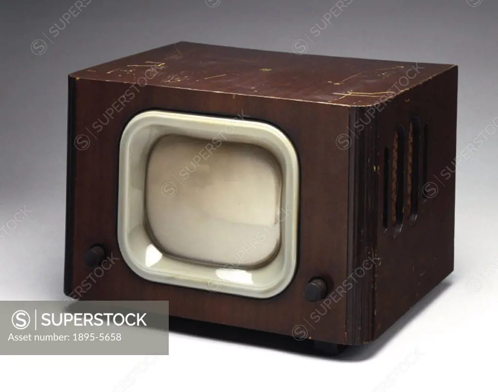 The Pye model LV20 is a 405 line, TRF-type (tuned radio frequency) receiver with a single chassis. Television broadcasts resumed in Britain on 8 June ...