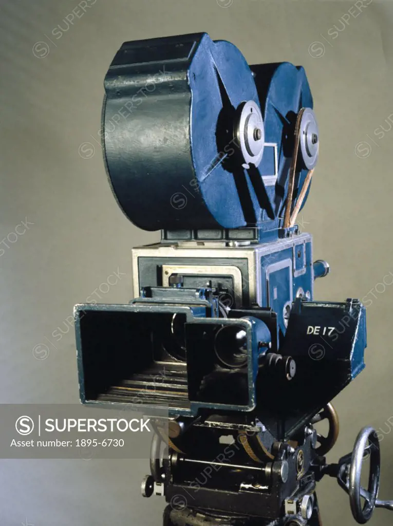 Technicolor three-colour 35mm camera, American, 1932-1955.Technicolor, introduced in 1915, is regarded as the finest colour motion picture process. It...