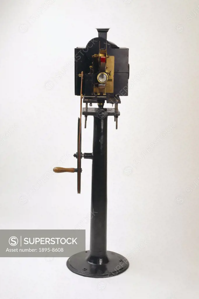 Paul´s Theatrograph projector No 2 Mark 1, 1896.Robert W Paul (1869-1943) first demonstrated his Theatrograph projector at Finsbury Technical College,...