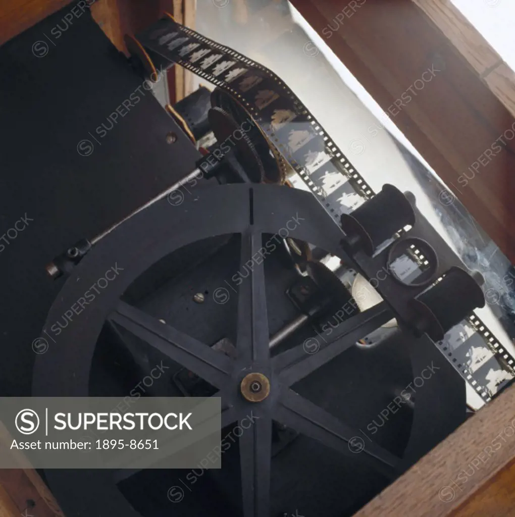 Edison Kinetoscope, 1894. Detail of spooling mechanism. Invented by Thomas Alva Edison´s Scottish employee, William Dickson (1860-1935), the Kinetosco...