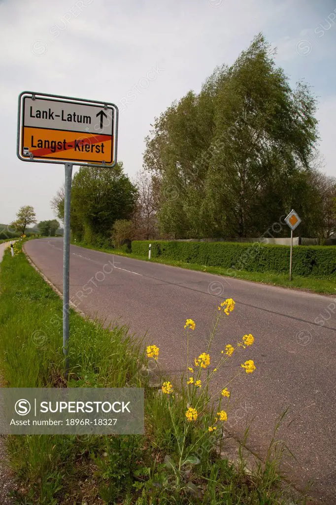Street sign at village exit, Dusseldorf, Nordrhein_Westfalen, Germany
