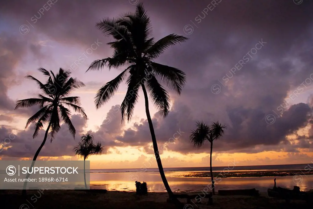 Sunrise on Sand Island, Tiwi Beach, Southern Coast, Kenya, Africa
