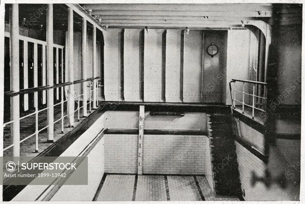 Swimming Pool, Titanic. A photograph of the Swimming Bath on Titanic, the biggest of its kind on any vessel. Titanic was built by Harland & Wolff in Belfast Ireland during 1910 - 1911, and sank on 15th April, 1912, after striking an iceberg off the coast of New Foundland during her maiden voyage from Southampton, England to New York, USA, with the loss of 1,522 passengers and crew. (Photo by Titanic Images/Universal Images Group)