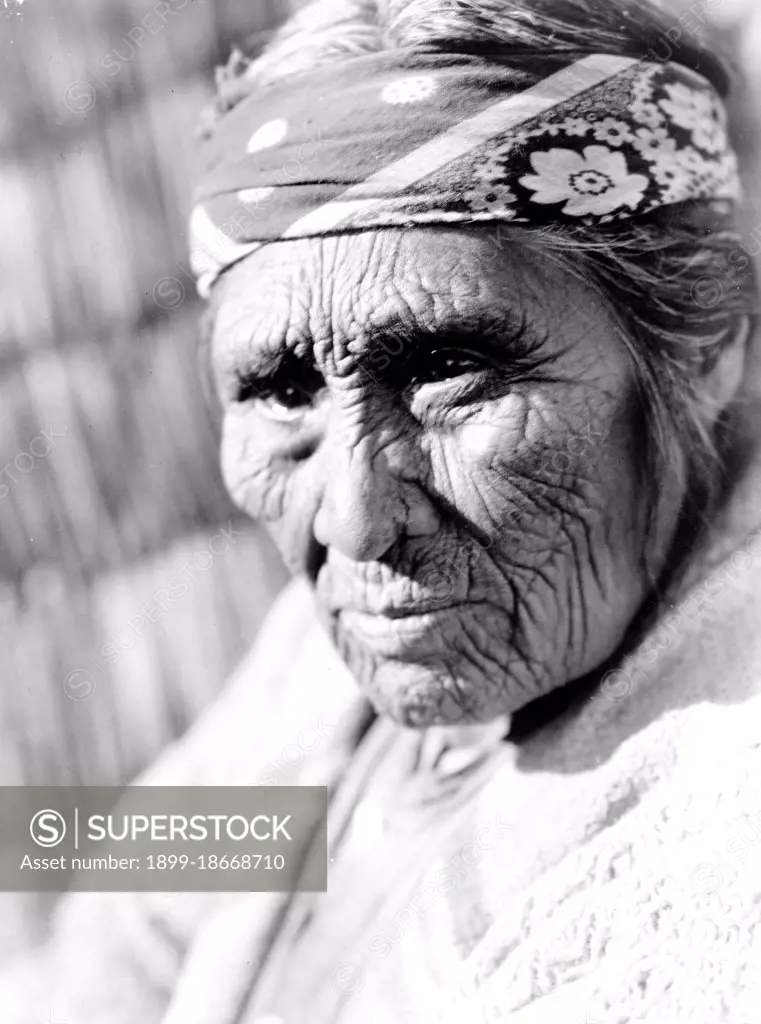 Edward S. Curits Native American Indians - Old Klamath Indian woman circa 1923.