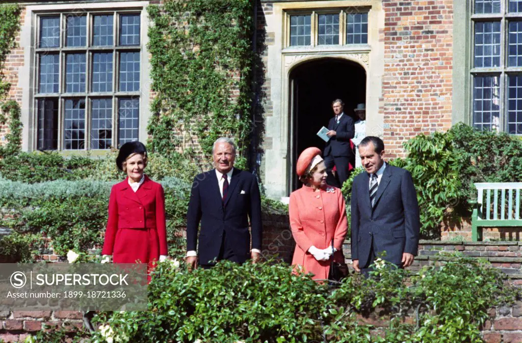Queen Elizabeth II, President Nixon, Prime Minister Heath and Pat Nixon.