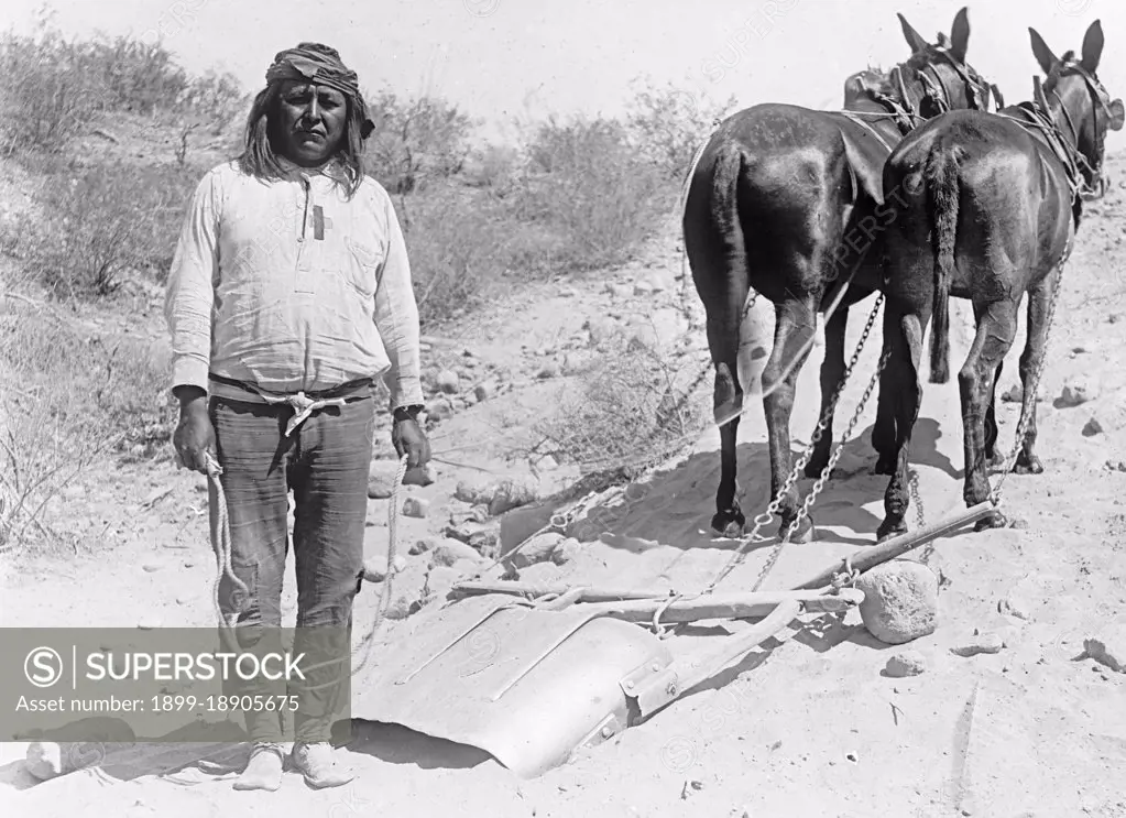 Salt River Project, Arizona, Cushong or Fat Hen, Indian laborer ca.  between 1918 and 1928.