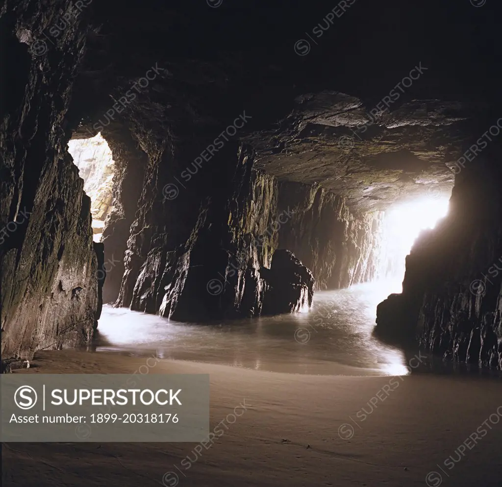 Remarkable Cave, a sea cave eroded into intrusive doleriate Tasman National Park, Tasman Peninsula,  Tasmania, Australia