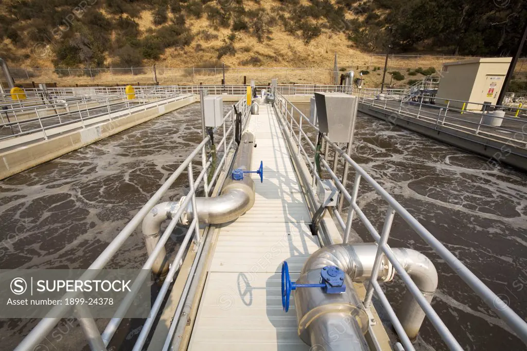 Aeration System, Hill Canyon Wastewater Treatment Plant, Camarillo, Ventura County, California, USA. 