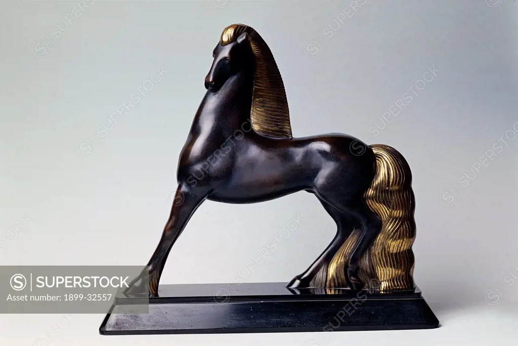 Vittoriale of Horse, by Unknown, 1925, 20th Century , Bronze. Italy, Lombardy, Gardone Riviera, Brescia, The Vittoriale. Whole artwork. Ornament sculpture horse.