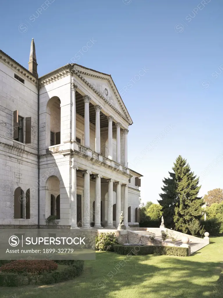 Villa Cornaro, Piombino Dese, by Andrea di Pietro della Gondola known as Palladio, 1553 - 1560, 16th Century, Unknow. Italy, Veneto, Piombino Dese, Padua. Foreshortened view Villa Cornaro facade garden: park pronaos loggia portico: porch tympanum: gable trees columns arch stairway: staircase entrance (2009 photograph).