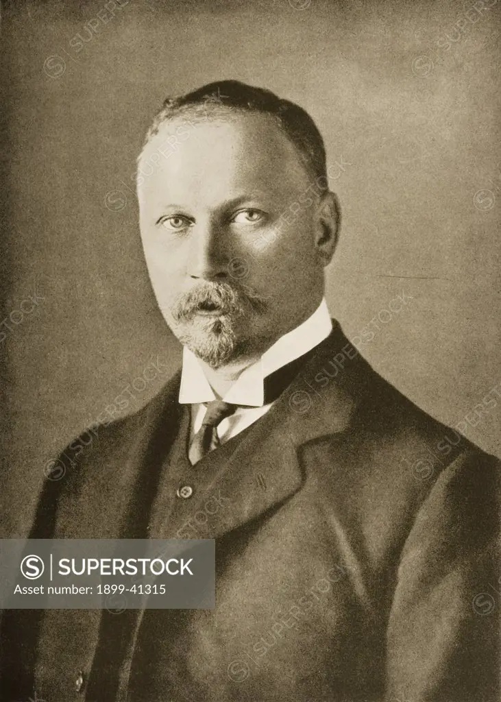 Jan Christiaan Smuts, Lieutenant General. The Right Honourable J.C. Smuts 1870 - 1950. South African statesman.From a photograph by Elliott and Fry.