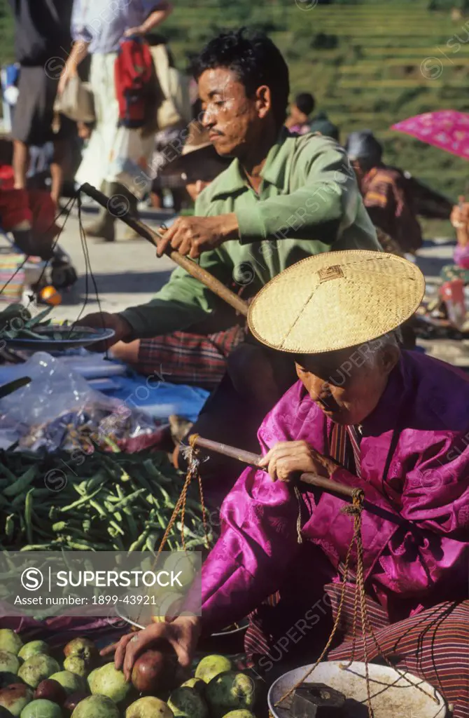 STREET SCENES, BHUTAN. Wangdiphodrang Market. . 