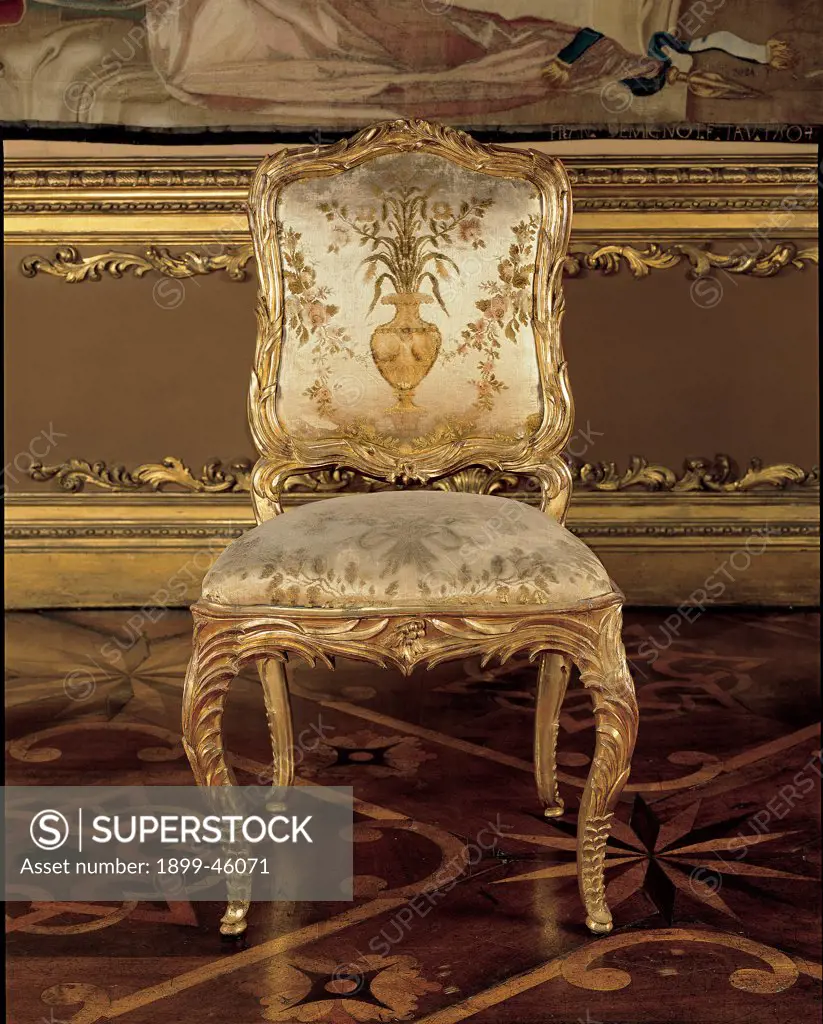 Chair, by Genoan workmanship, 18th Century, wood carved and gilded, padded seat and back covered with crosscut velvet. Italy: Piemonte: Turin: Royal Palace. Whole artwork. Chair back seat padding/upholstery gold volutes rinceaux velvet