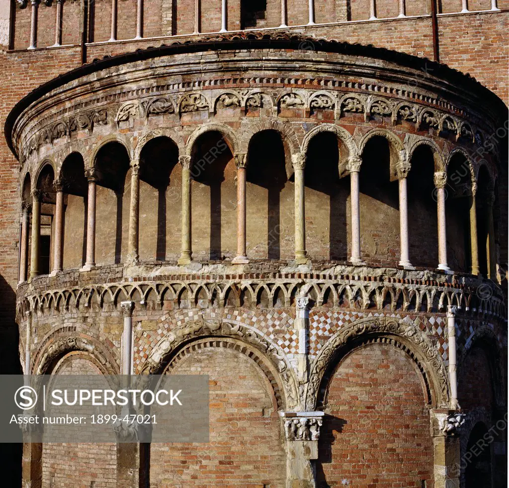 Church of Santa Maria della Steccata in Parma, by Zaccagni Giovan Francesco, 1521 - 1539, 16th Century, . Italy: Emilia Romagna: Parma: Basilica. Detail. Apse tiburium dome column arch small hanging arches