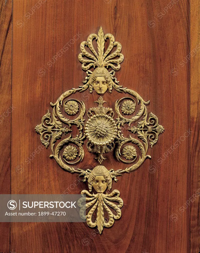 Door Handle, by perhaps by Fondelli Andrea, 19th Century, gilded bronze. Italy: Tuscany: Florence: Palazzo Pitti: Arazzi Appartament. Whole artwork. Handle gold volutes/spiral scrolls leaves acanthus