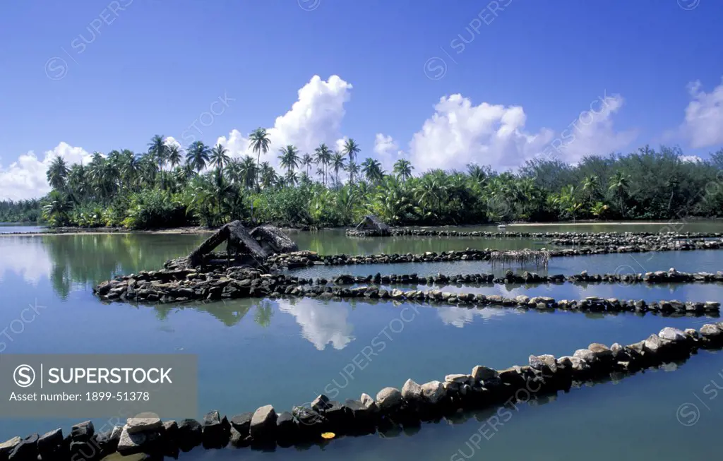 French Polynesia, Tahiti, Huahine. Fish Huts