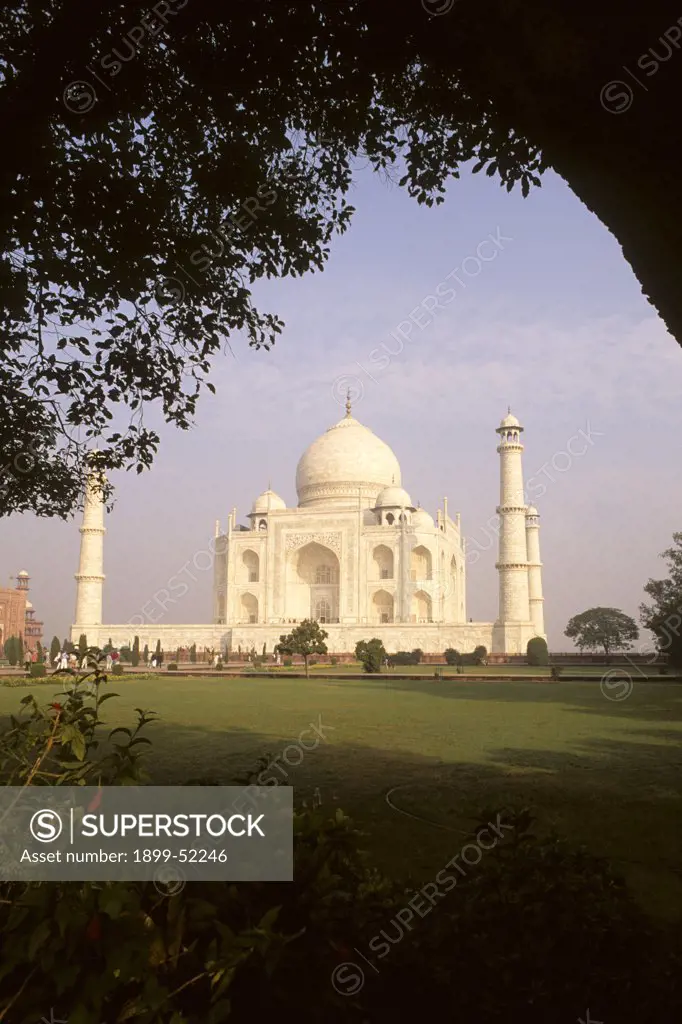 India, Agra. Taj Mahal