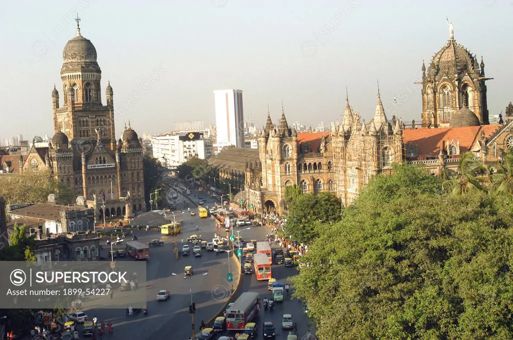 Heritage Buildings Mumbai Municipal Corporation And Vt Railway Station ( Victoria Terminus ) Now Renamed As Cst Station ( Chatrapati Shivaji Terminus) In Bombay Now Mumbai, Maharashtra, India