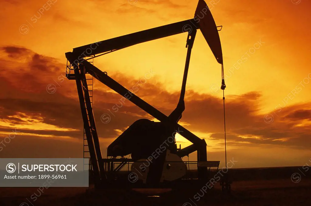 Industry/ Oil-Gas/ Extraction/ Pump-Jack