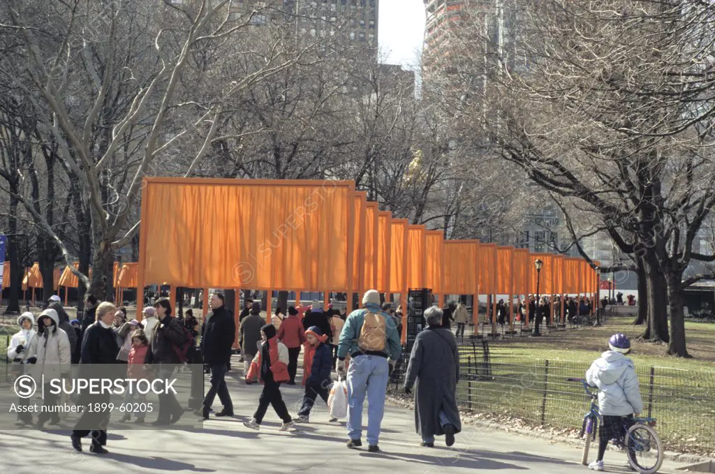 New York. New York City. Central Park. The Gates - Christo. Path From The Merchants Gate - Columbus Circle.