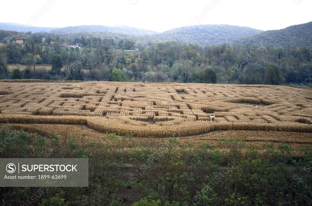 France, Lot. Dordogne Valley. Corn Field Labyrinth, Gluges. Maze
