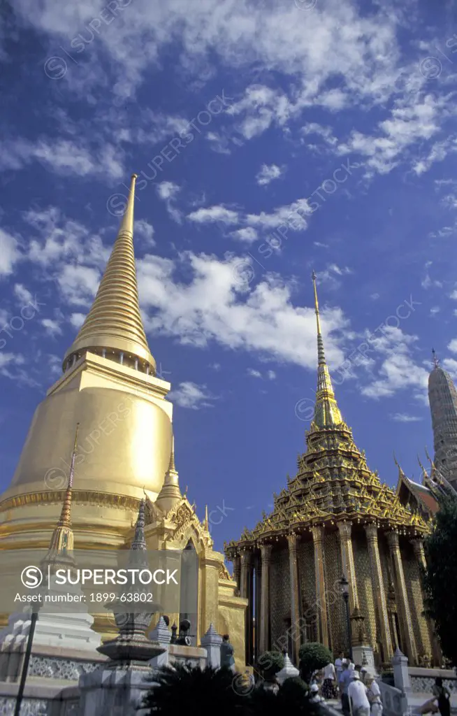 Thailand, Bangkok, Wat Phra Kaeo, Grand Palace, Phra Si Ratana Chedi And Mondop (Right).