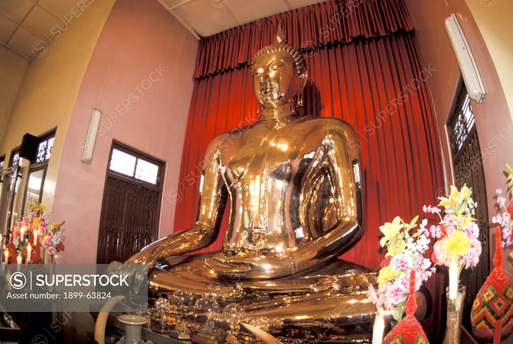 Thailand, Bangkok, Buddha Image, Wat Traimit.