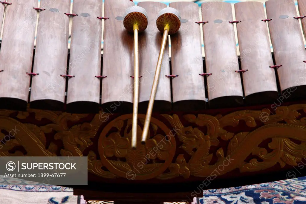 Lanad, Lao xylophone