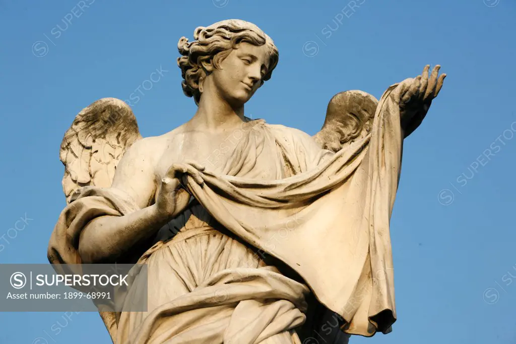 Saint Angelo bridge statue : Angel carrying Christ's shroud