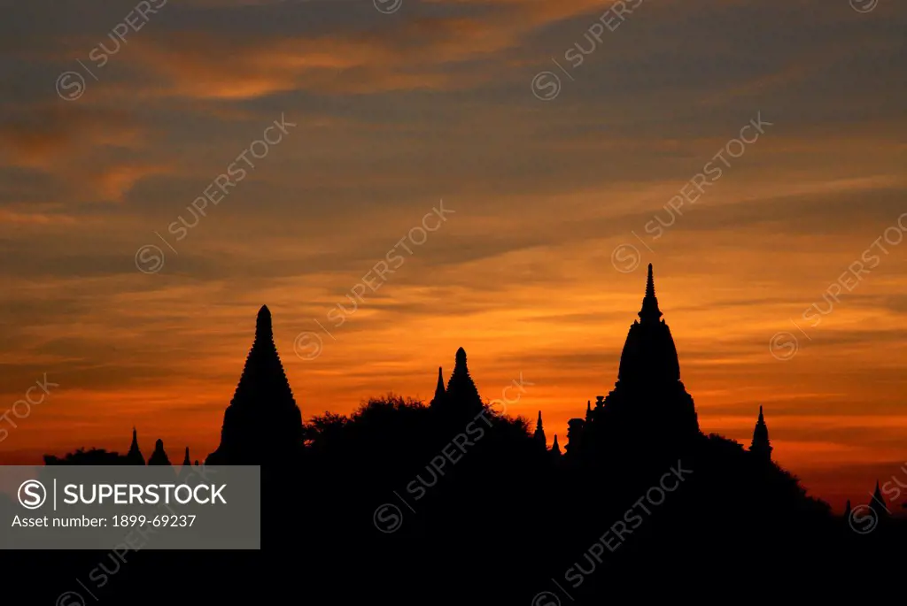 Bagan temple site
