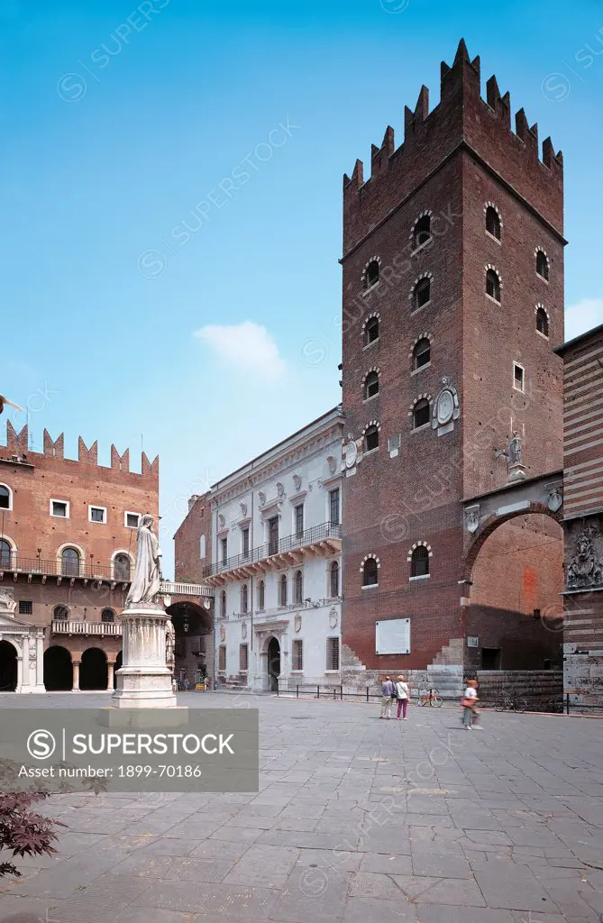 Courts Palace in Piazza dei Signori, 14th Century, 1363,
