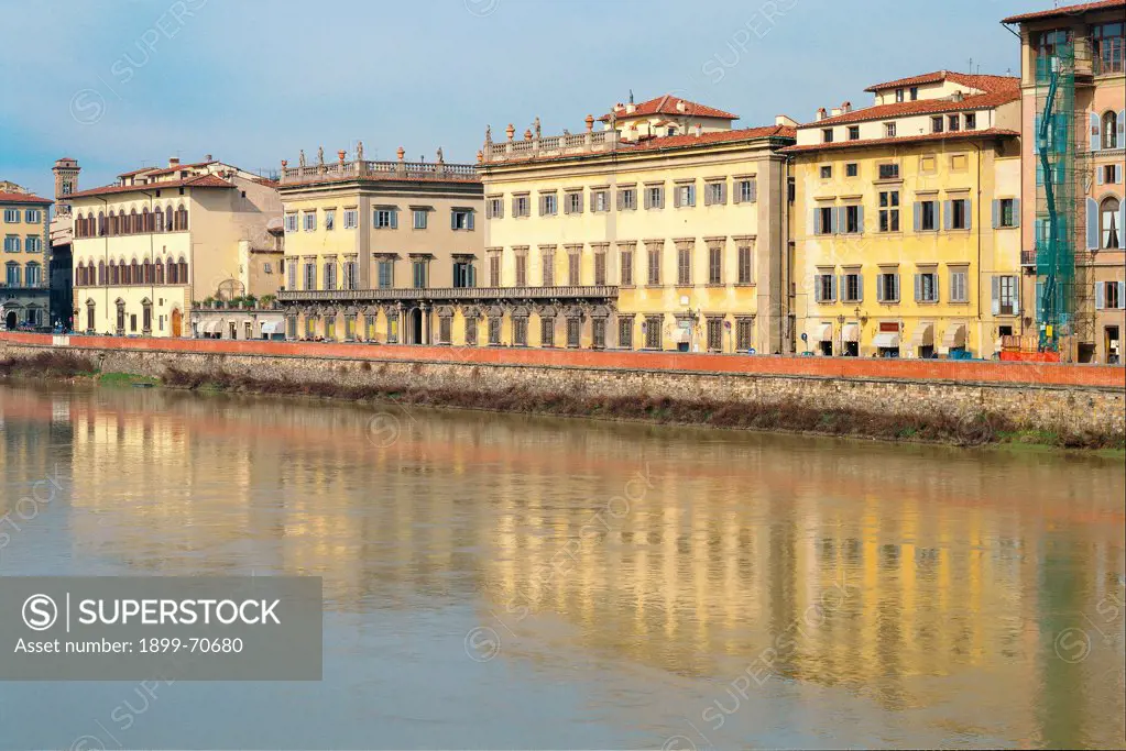 Italy, Tuscany, Florence, Lungarno Corsini. Whole artwork view. The bank of the Arno facing Palazzo Corsini