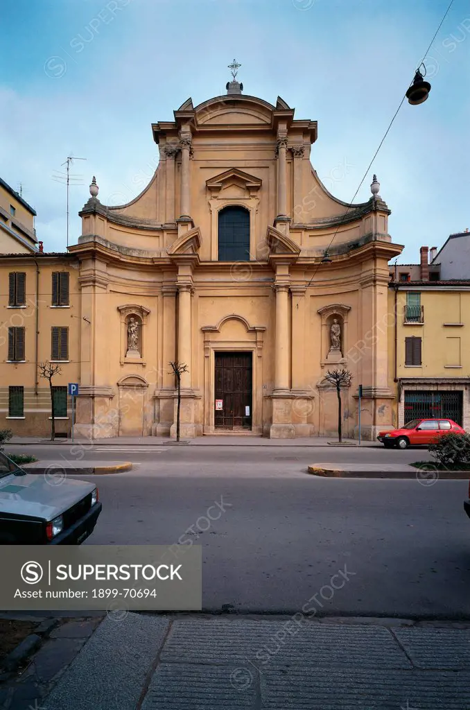 Italy, Lombardy, Mantua, Corso Garibaldi. Whole artwork view. The concave facade of the baroque church of Saint Catherine.