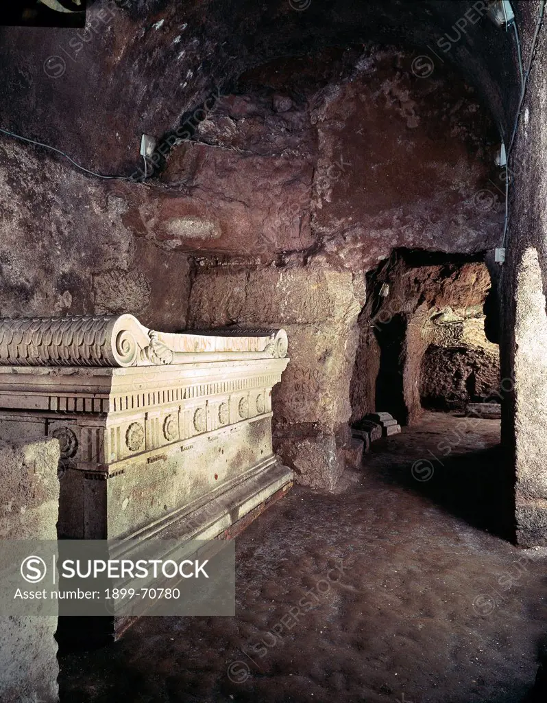 Italy, Lazio, Rome, Appian Way. The Sarcophagus of Scipio Barbatus decorated with column-like triglyphs and metopes depicting roses. The top of the sarcophagus ends in two volutes decorated with acanthus leaves.
