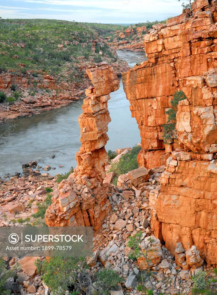 Teetering rock column by the Fitzroy River in Sir John Gorge shows the weathering processes from water and wind in the ancient rocks of the King Leopold Ranges, Mornington Wildlife Sanctuary, central Kimberley, Western Australia