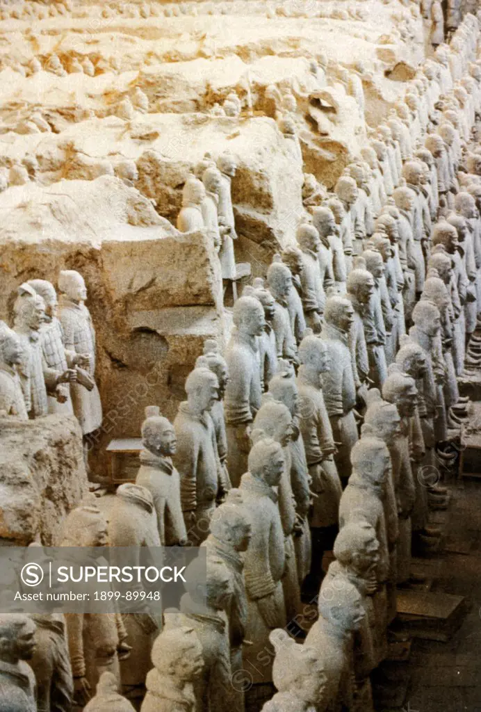 Terra cotta warriors at the tomb of Emperor Qin Shi Huang Ti (259 - 210 BC), Shaanxi Province, China.