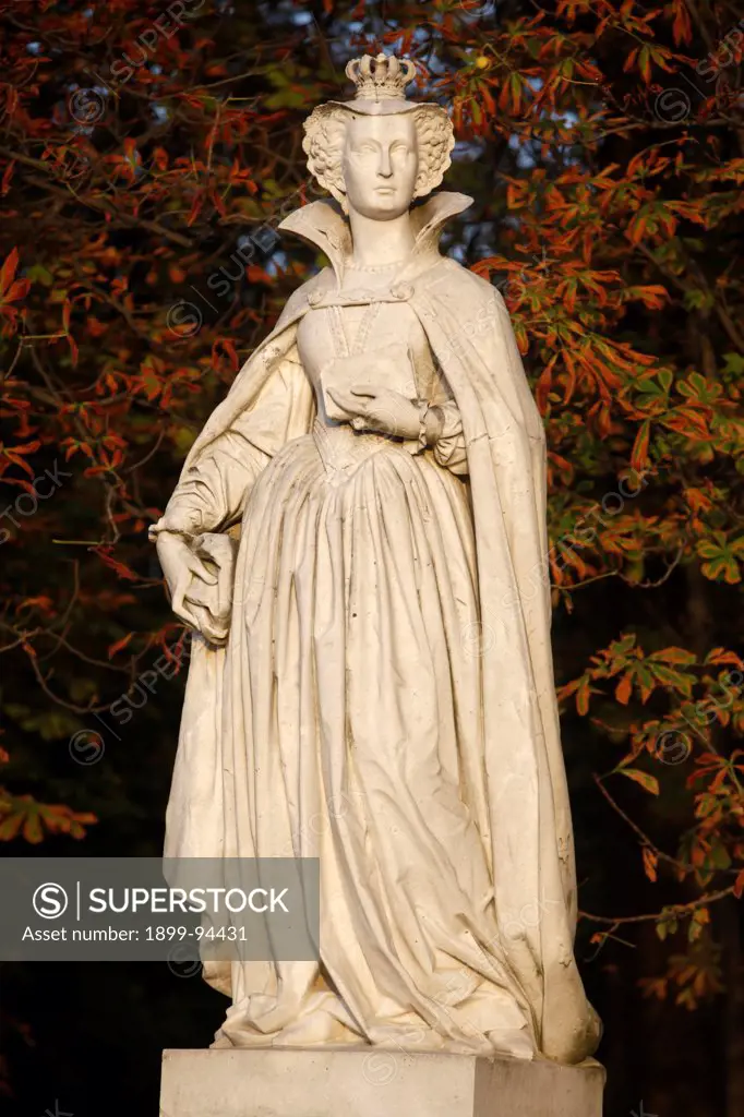 Jardin du Luxembourg Luxembourg garden Statue of Marie Stuart, Paris, France.,09/08/2009