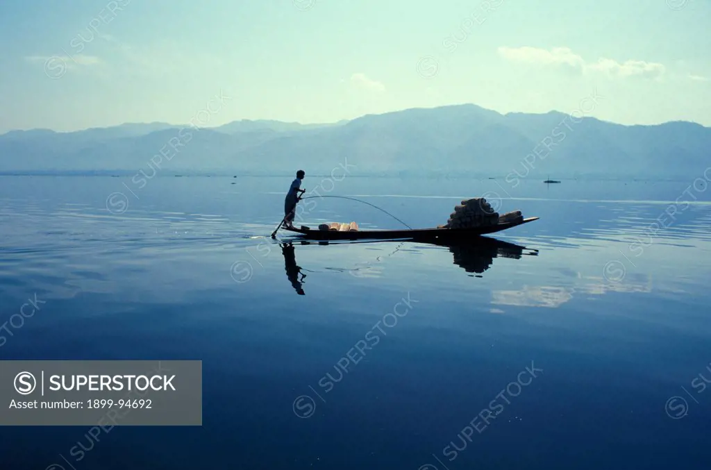Inle Lake fisherman, Myanmar.,05/14/1999