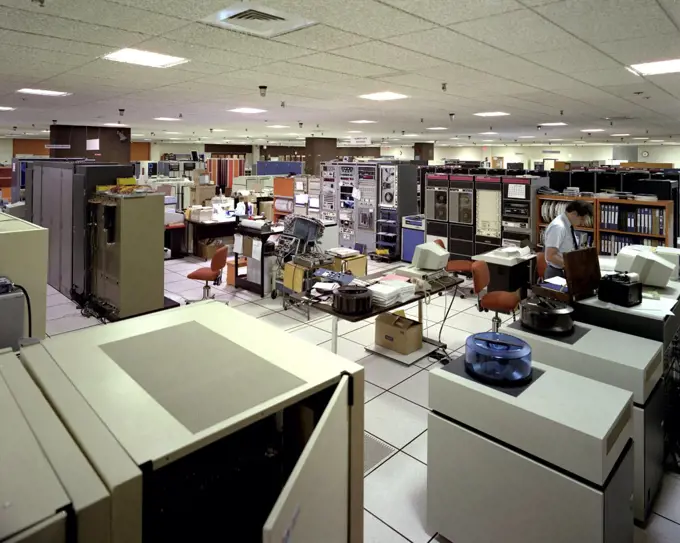 Elevated shot for computer room in research analysis center RAC building ca. 1984 . 
